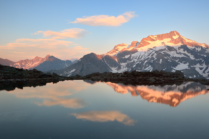 Riflesso alle fenestrelle fotoemozioni.jpg